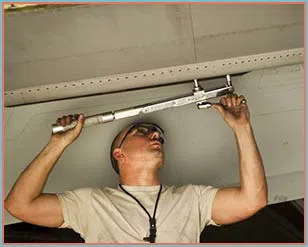 Golden Garage Door Service El Segundo, CA 310-844-9328 - 10-install-cont